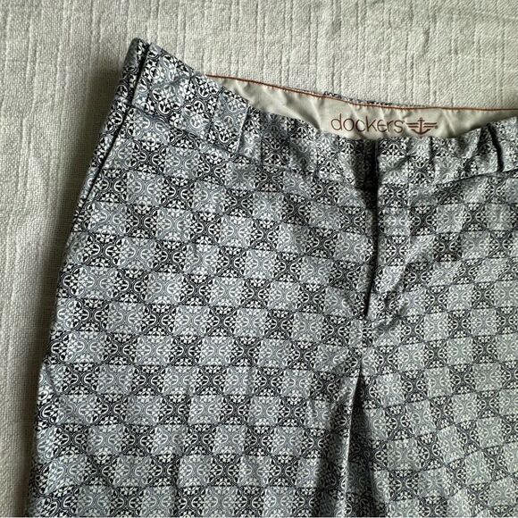 Dockers Womens Capri Blue White Cotton Pants Pockets SZ 10 - Picture 3 of 11